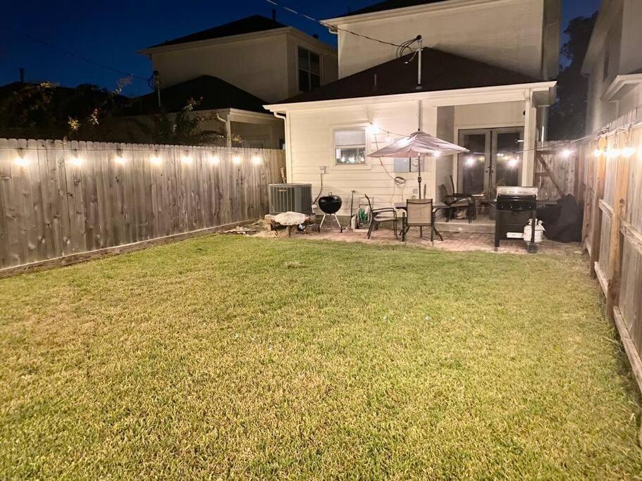 New Build - King Bed 3 Br/3 Ba By Downtown