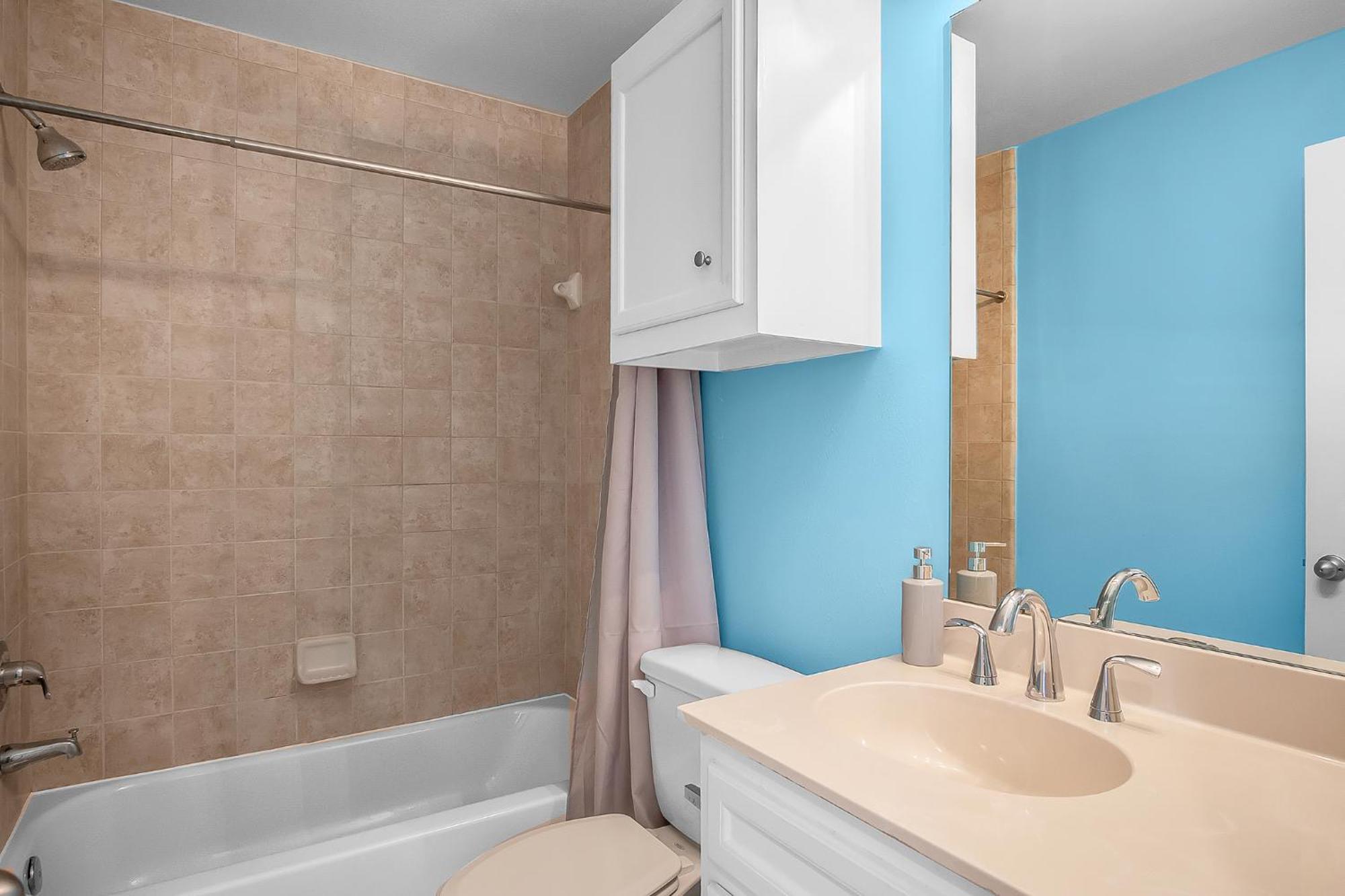 New Build - King Bed 3 Br/3 Ba By Downtown